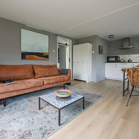 31, Ruimtelijk - Airco - Prive Parkeren - - Recreational Only Ойстервейк