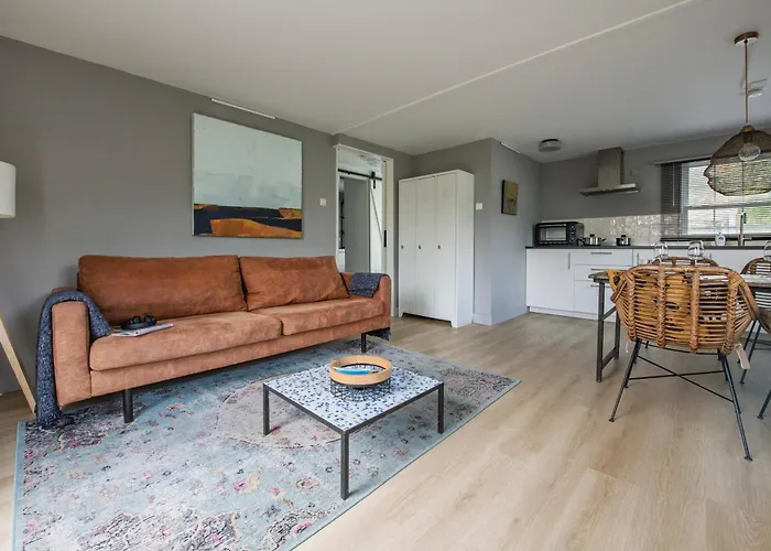 31, Ruimtelijk - Airco - Prive Parkeren - - Recreational Only Oisterwijk